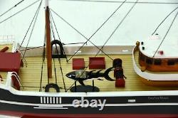 Sirius Handmade Wooden Boat Model 26 in the Comic Book
