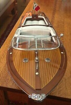 Speedboat Model Riva Aquarama Wooden Runabout