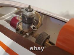 Tether Race Boat Hydroplane Miss Thriftway U-60 Model Kit Built with Water Motor