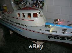 Toy Wood Boat Pc-25 Rare Model All Wood Battery Operated Boat Twin Screw Ito