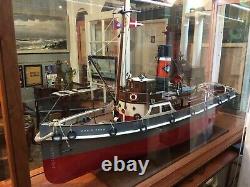 Tug Boat model built by a model engineer