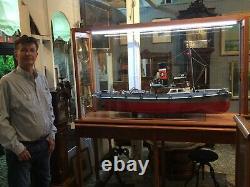 Tug Boat model built by a model engineer