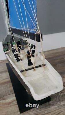U22105 Oracle BMW Racing Boat Yacht USA 76 Wooden Model 38 Height G3D