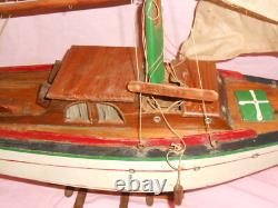 VTG Pond Wood Model Ship Boat Sailboat Yacht Nautical Coastal Schooner! AS IS