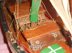 VTG Pond Wood Model Ship Boat Sailboat Yacht Nautical Coastal Schooner! AS IS