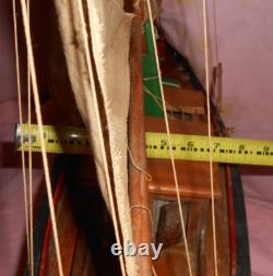 VTG Pond Wood Model Ship Boat Sailboat Yacht Nautical Coastal Schooner! AS IS