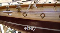 Very Fine Quality Planked Model Sailboat Sloop 28L 34T all Brass Fittings