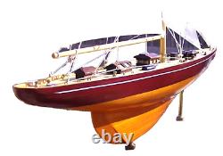 Very Fine Quality Planked Model Sailboat Sloop 28L 34T all Brass Fittings