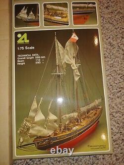 Vintage 1985 Mint In Box Sealed Bluenose Schooner Ship Sailboat Wood Model Kit