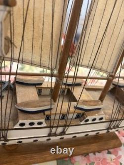 Vintage 21 Wooden 4-Masted Clipper 17.5 Inches Tall Ship Model Sailing Boat