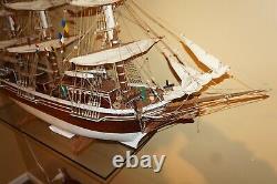 Vintage 54 Seamen's Bank for Savings Model Sailboat Boat Ship Clipper