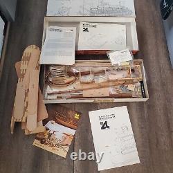 Vintage Artesania Latina Wood model ship King of Mississippi 150 Open Box