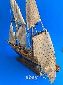 Vintage BLUENOSE Wood Ship Boat Model
