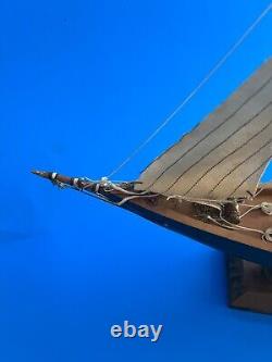 Vintage BLUENOSE Wood Ship Boat Model