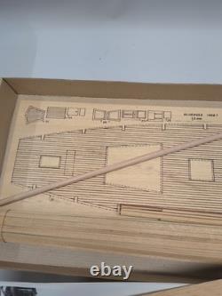 Vintage Billing Boats Bluenose No. 452 Wood Ship Model Kit