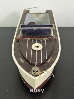 Vintage Lang Craft Brown & White Wood Toy Motor Boat with NEVER RAN Engine & Box