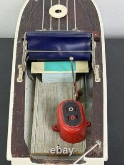 Vintage Lang Craft Brown & White Wood Toy Motor Boat with NEVER RAN Engine & Box