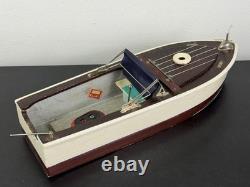 Vintage Lang Craft Brown & White Wood Toy Motor Boat with NEVER RAN Engine & Box
