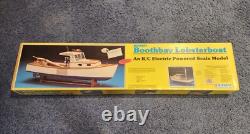 Vintage Midwest Boothbay Lobster Boat R/C Balsa Model Boat Kit No. 964 30 Hull