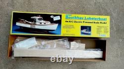 Vintage Midwest Boothbay Lobster Boat R/C Balsa Model Boat Kit No. 964 30 Hull