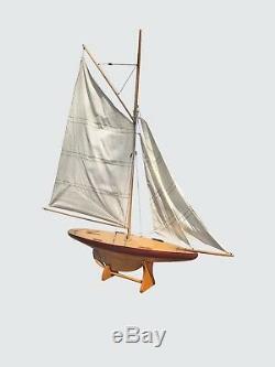 Vintage Model Pond Boat Sloop Sailing Boat Nautical Maritime
