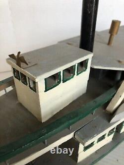 Vintage ONNalinda Wooden Model boat 24 long in great condition