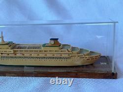 Vintage SS Oceanic Scale Cruise Ship Model Home Lines Boat 14 Wood Box Display
