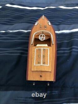 Vintage wood INBOARD RUNABOUT BOAT/ STAND Chris Craft model boat