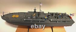 WW2 PT-109 COMMANDED BY LTJG. JOHN KENNEDY- Scale 164 PRO-BUILT WITH WOOD BASE