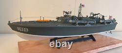 WW2 PT-109 COMMANDED BY LTJG. JOHN KENNEDY- Scale 172 PRO-BUILT WITH WOOD BASE