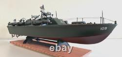 WW2 PT-109 COMMANDED BY LTJG. JOHN KENNEDY- Scale 172 PRO-BUILT WITH WOOD BASE