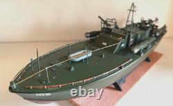 WW2 PT-109 COMMANDED BY LTJG. JOHN KENNEDY- Scale 172 PRO-BUILT WITH WOOD BASE