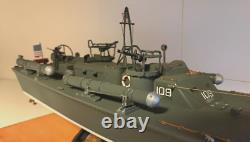 WW2 PT-109 COMMANDED BY LTJG. JOHN KENNEDY- Scale 172 PRO-BUILT WITH WOOD BASE