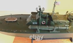 WW2 PT-109 COMMANDED BY LTJG. JOHN KENNEDY- Scale 172 PRO-BUILT WITH WOOD BASE