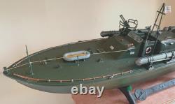 WW2 PT-109 COMMANDED BY LTJG. JOHN KENNEDY- Scale 172 PRO-BUILT WITH WOOD BASE
