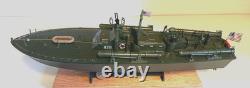 WW2 PT-109 COMMANDED BY LTJG. JOHN KENNEDY- Scale 172 PRO-BUILT WITH WOOD BASE