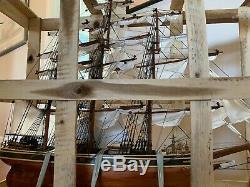 Wooden Model Boat CUTTY SARK BOAT, Museum Quality, hand-crafted from hard wood