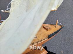 Wooden Pond Yacht Sail Boat Scratch Built 36.541.5 J Class Endeavor
