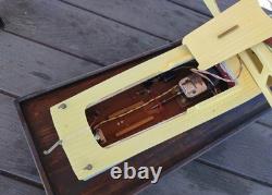 Working Wooden Model Boat Battery Operated In Plexiglass Display case