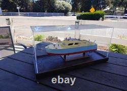 Working Wooden Model Boat Battery Operated In Plexiglass Display case