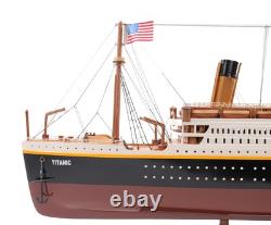 10 Bateaux Modèles Petits en Bois Massif Peints à la Main Noir et Rouge 1912 RMS Titanic
