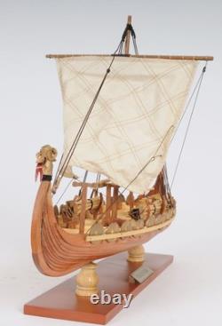 13 Bois Brun Sculpture de Table en Bois Massif Peinte à la Main Modèle de Bateau