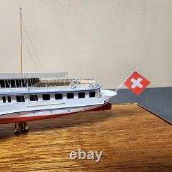 14 5/8 Montreux 1904 Modèle de bateau à vapeur Architectura Navalis en bois et verre display