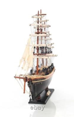 17 Modèle de bateau Cutty Sark en bois et métal peint à la main, sculpture de table