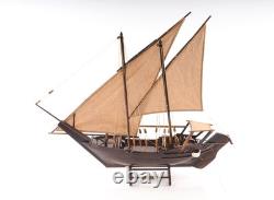 27 Bois Brun Bois Massif Bateau Dhow Moyen Modèle Peint à la Main