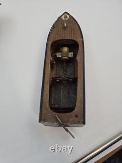 2 Petits Modèles de Bateaux en Bois (NON FONCTIONNELS) Pour Pièces de Kits de Bateaux de Loisirs avec Moteurs
