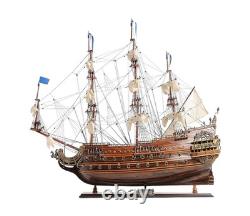 33 Bateau Modèle Solei Royal en Bois Massif Brun Peint à la Main