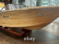 35 Modèle réduit en bois à l'échelle du bateau de vitesse exclusif Riva Aquarama italien en bois exotique, neuf