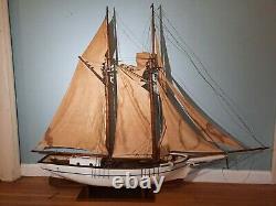 54x9x45 Vintage Wood Model Boat Ship Young America USA 2 Mâts Voiles Voiles Voiles