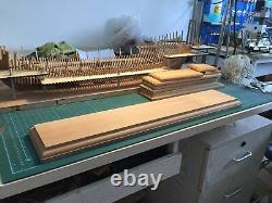Affichage modèle de sous-sol en bois de poirier de différentes tailles Modèle d'accessoires de bateau de modèle d'affichage